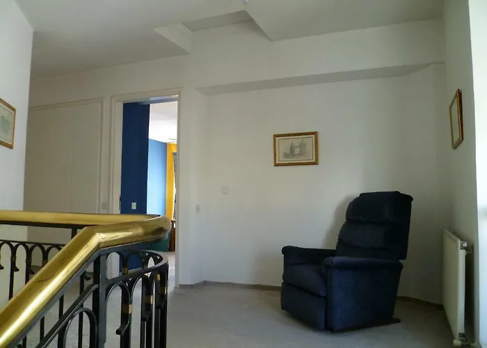 Private Deluxe With Balcony At Datacom Building