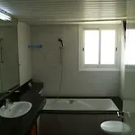 Habitación en casa particular Private Deluxe With Balcony At Datacom Building Nicosia