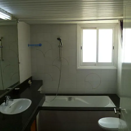 Privatunterkunft Private Deluxe With Balcony At Datacom Building Nikosia